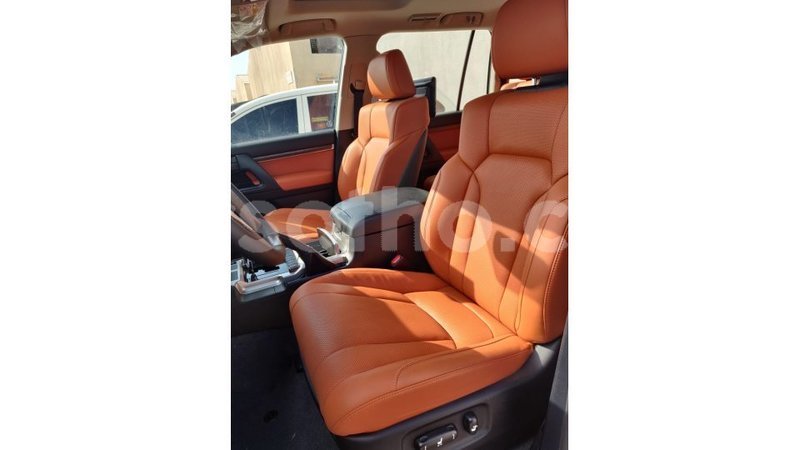 Big with watermark toyota land cruiser maseru import dubai 15576