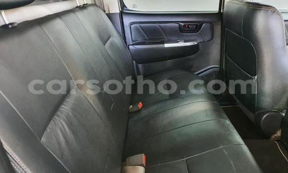 اشتري مستعمل Toyota Hilux White سيارة في Maputsoe في Leribe اشتري مستعمل Toyota Hilux White سيارة في Maputsoe في Leribe