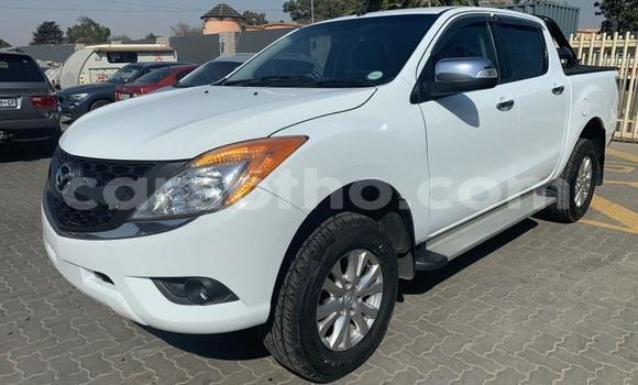 Acheter Occasion Voiture Mazda BT-50 Blanc à Maputsoa, Leribe Acheter Occasion Voiture Mazda BT-50 Blanc à Maputsoa, Leribe