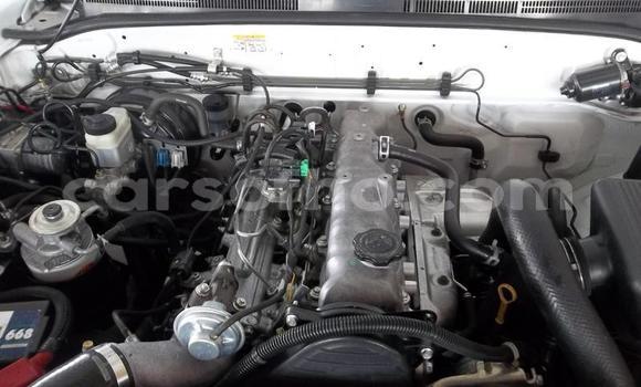 Sayi Na hannu Mazda BT-50 White Mota in Maputsoa a Leribe Sayi Na hannu Mazda BT-50 White Mota in Maputsoa a Leribe