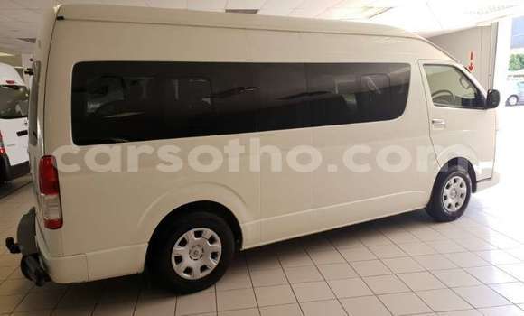 Buy Used Toyota Hiace White Car in Maseru in Maseru Buy Used Toyota Hiace White Car in Maseru in Maseru