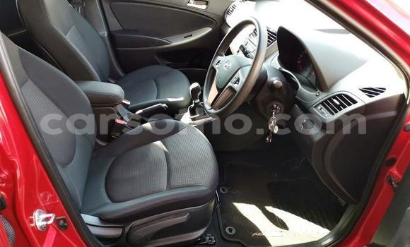 Acheter Occasion Voiture Hyundai Accent Rouge à Maputsoa, Leribe Acheter Occasion Voiture Hyundai Accent Rouge à Maputsoa, Leribe