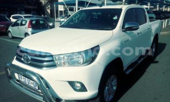 Acheter Occasion Voiture Toyota Hilux Blanc à Mafeteng, Mafeteng Acheter Occasion Voiture Toyota Hilux Blanc à Mafeteng, Mafeteng