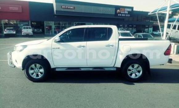 Acheter Occasion Voiture Toyota Hilux Blanc à Mafeteng, Mafeteng Acheter Occasion Voiture Toyota Hilux Blanc à Mafeteng, Mafeteng