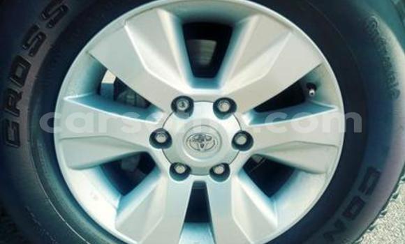 Acheter Occasion Voiture Toyota Hilux Blanc à Mafeteng, Mafeteng Acheter Occasion Voiture Toyota Hilux Blanc à Mafeteng, Mafeteng