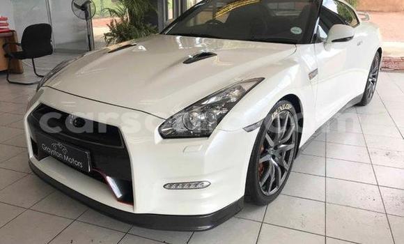 اشتري مستعمل Nissan GT-R White سيارة في Maseru في Maseru اشتري مستعمل Nissan GT-R White سيارة في Maseru في Maseru