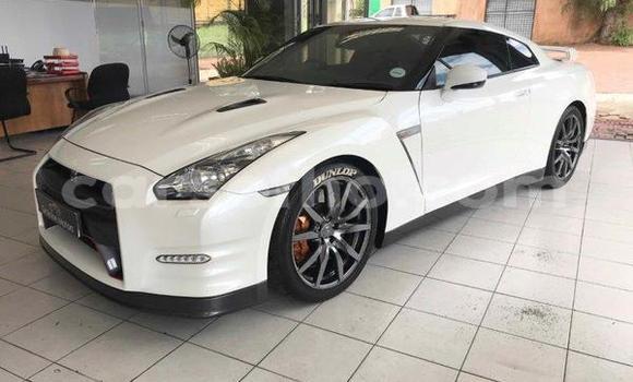 اشتري مستعمل Nissan GT-R White سيارة في Maseru في Maseru اشتري مستعمل Nissan GT-R White سيارة في Maseru في Maseru