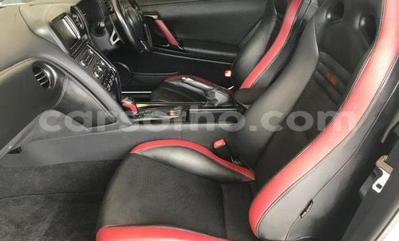 اشتري مستعمل Nissan GT-R White سيارة في Maseru في Maseru اشتري مستعمل Nissan GT-R White سيارة في Maseru في Maseru