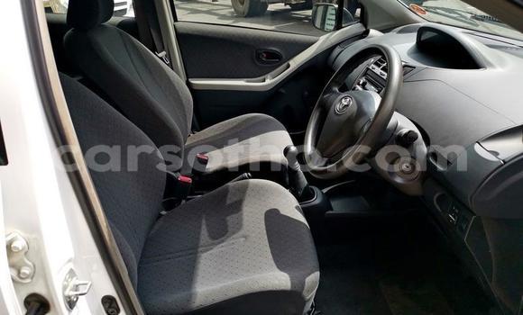اشتري مستعمل Toyota Yaris White سيارة في Hlotse في Leribe اشتري مستعمل Toyota Yaris White سيارة في Hlotse في Leribe