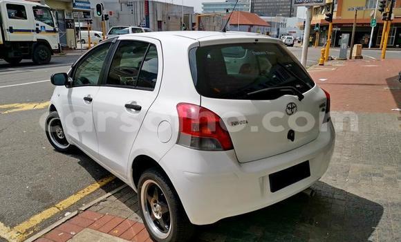 اشتري مستعمل Toyota Yaris White سيارة في Hlotse في Leribe اشتري مستعمل Toyota Yaris White سيارة في Hlotse في Leribe