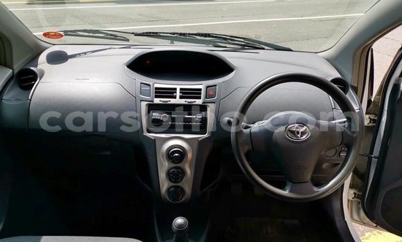 اشتري مستعمل Toyota Yaris White سيارة في Hlotse في Leribe اشتري مستعمل Toyota Yaris White سيارة في Hlotse في Leribe