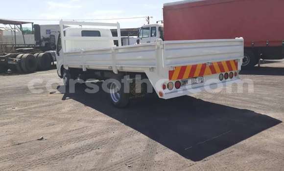 اشتري مستعمل Toyota Dyna White شاحنة في Maseru في Maseru اشتري مستعمل Toyota Dyna White شاحنة في Maseru في Maseru