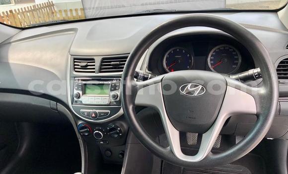 Sayi Na hannu Hyundai Accent White Mota in Maseru a Maseru Sayi Na hannu Hyundai Accent White Mota in Maseru a Maseru