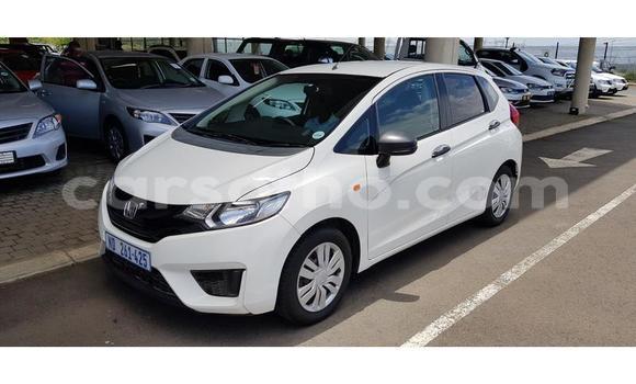 Sayi Na hannu Honda Jazz White Mota in Maseru a Maseru Sayi Na hannu Honda Jazz White Mota in Maseru a Maseru