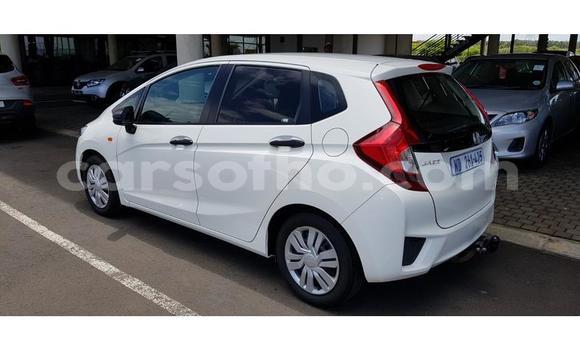 Sayi Na hannu Honda Jazz White Mota in Maseru a Maseru Sayi Na hannu Honda Jazz White Mota in Maseru a Maseru