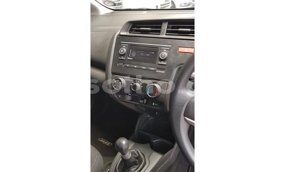 Sayi Na hannu Honda Jazz White Mota in Maseru a Maseru Sayi Na hannu Honda Jazz White Mota in Maseru a Maseru