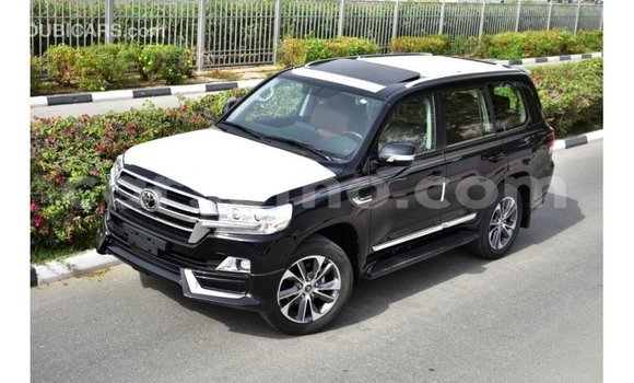 Buy Import Toyota Land Cruiser Black Car in Import - Dubai in Maseru Buy Import Toyota Land Cruiser Black Car in Import - Dubai in Maseru