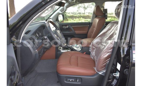 Buy Import Toyota Land Cruiser Black Car in Import - Dubai in Maseru Buy Import Toyota Land Cruiser Black Car in Import - Dubai in Maseru