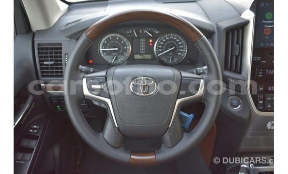 Buy Import Toyota Land Cruiser Black Car in Import - Dubai in Maseru Buy Import Toyota Land Cruiser Black Car in Import - Dubai in Maseru