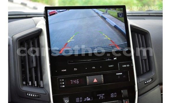 Buy Import Toyota Land Cruiser Black Car in Import - Dubai in Maseru Buy Import Toyota Land Cruiser Black Car in Import - Dubai in Maseru