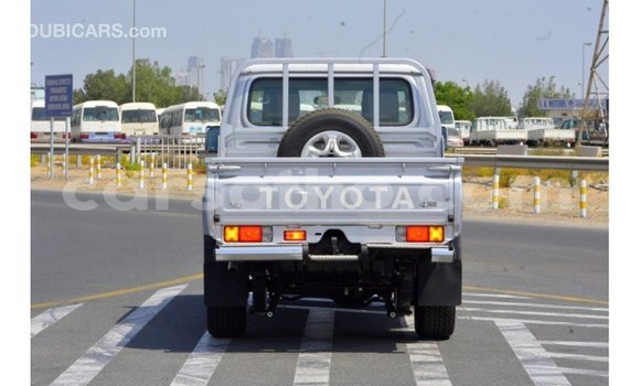 Buy Import Toyota Land Cruiser Other Car in Import - Dubai in Maseru Buy Import Toyota Land Cruiser Other Car in Import - Dubai in Maseru