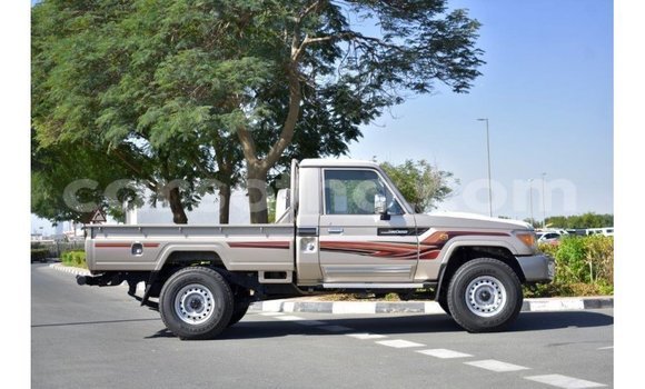 Buy Import Toyota Land Cruiser Other Car in Import - Dubai in Maseru Buy Import Toyota Land Cruiser Other Car in Import - Dubai in Maseru