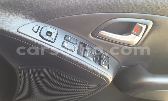 Sayi Na hannu Hyundai ix35 Red Mota in Butha–Buthe a Thaba-Tseka Sayi Na hannu Hyundai ix35 Red Mota in Butha–Buthe a Thaba-Tseka