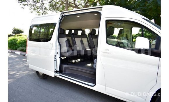Buy Import Toyota Hiace White Car in Import - Dubai in Maseru Buy Import Toyota Hiace White Car in Import - Dubai in Maseru