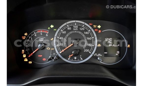 Buy Import Toyota Hiace White Car in Import - Dubai in Maseru Buy Import Toyota Hiace White Car in Import - Dubai in Maseru