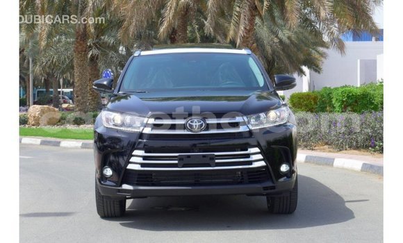 Sayi Imported Toyota Highlander Black Mota in Import - Dubai a Maseru Sayi Imported Toyota Highlander Black Mota in Import - Dubai a Maseru