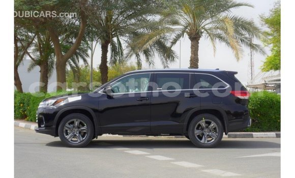 Sayi Imported Toyota Highlander Black Mota in Import - Dubai a Maseru Sayi Imported Toyota Highlander Black Mota in Import - Dubai a Maseru