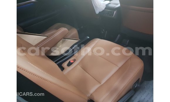 Sayi Imported Toyota Highlander Black Mota in Import - Dubai a Maseru Sayi Imported Toyota Highlander Black Mota in Import - Dubai a Maseru