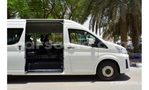 Buy Import Toyota Hiace White Car in Import - Dubai in Maseru Buy Import Toyota Hiace White Car in Import - Dubai in Maseru