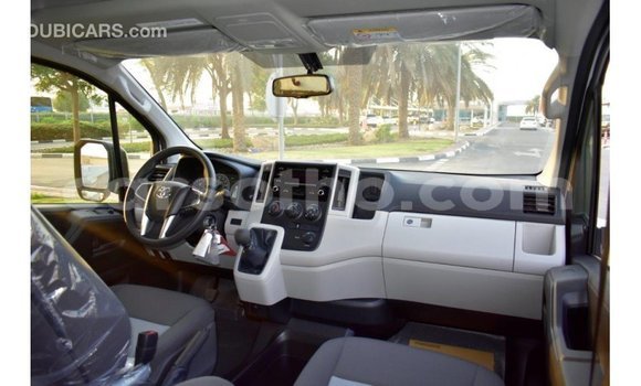 Buy Import Toyota Hiace White Car in Import - Dubai in Maseru Buy Import Toyota Hiace White Car in Import - Dubai in Maseru