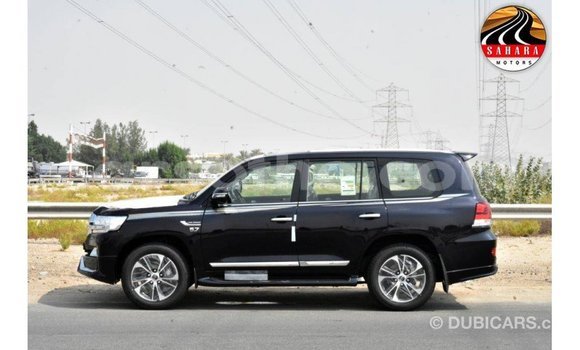 Buy Import Toyota Land Cruiser Black Car in Import - Dubai in Maseru Buy Import Toyota Land Cruiser Black Car in Import - Dubai in Maseru