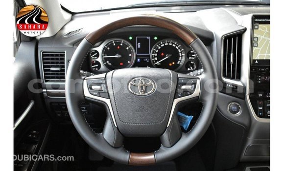 Buy Import Toyota Land Cruiser Black Car in Import - Dubai in Maseru Buy Import Toyota Land Cruiser Black Car in Import - Dubai in Maseru