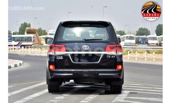 Buy Import Toyota Land Cruiser Black Car in Import - Dubai in Maseru Buy Import Toyota Land Cruiser Black Car in Import - Dubai in Maseru