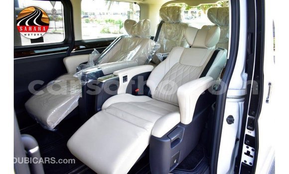 Buy Import Toyota Granvia White Car in Import - Dubai in Maseru Buy Import Toyota Granvia White Car in Import - Dubai in Maseru