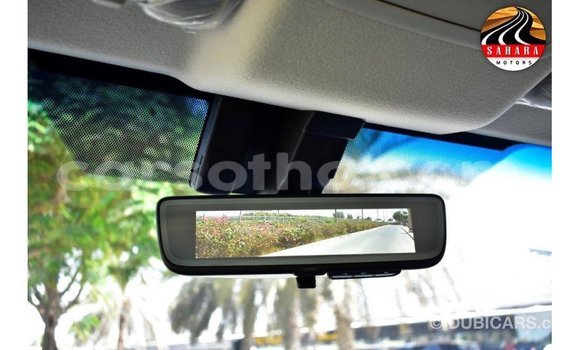 Buy Import Toyota Granvia White Car in Import - Dubai in Maseru Buy Import Toyota Granvia White Car in Import - Dubai in Maseru