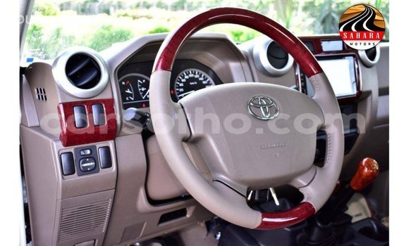 Buy Import Toyota Land Cruiser Other Car in Import - Dubai in Maseru Buy Import Toyota Land Cruiser Other Car in Import - Dubai in Maseru