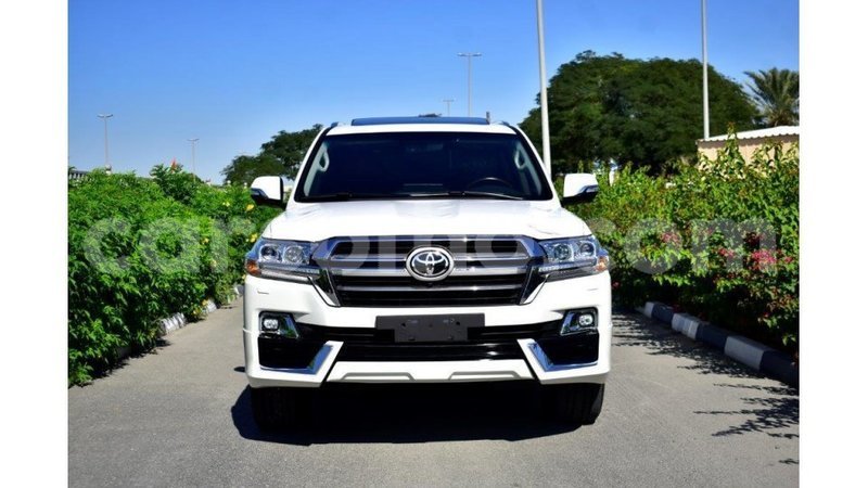 Big with watermark toyota land cruiser maseru import dubai 15657