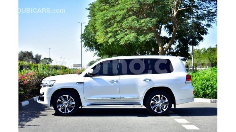 Big with watermark toyota land cruiser maseru import dubai 15657