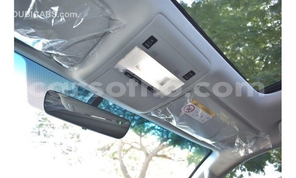 Buy Import Toyota Land Cruiser White Car in Import - Dubai in Maseru Buy Import Toyota Land Cruiser White Car in Import - Dubai in Maseru