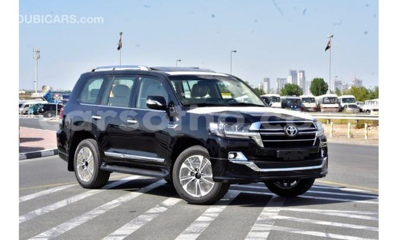 Buy Import Toyota Land Cruiser Black Car in Import - Dubai in Maseru Buy Import Toyota Land Cruiser Black Car in Import - Dubai in Maseru