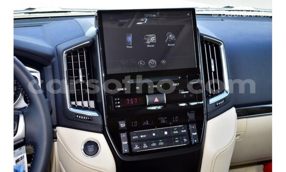 Buy Import Toyota Land Cruiser Black Car in Import - Dubai in Maseru Buy Import Toyota Land Cruiser Black Car in Import - Dubai in Maseru