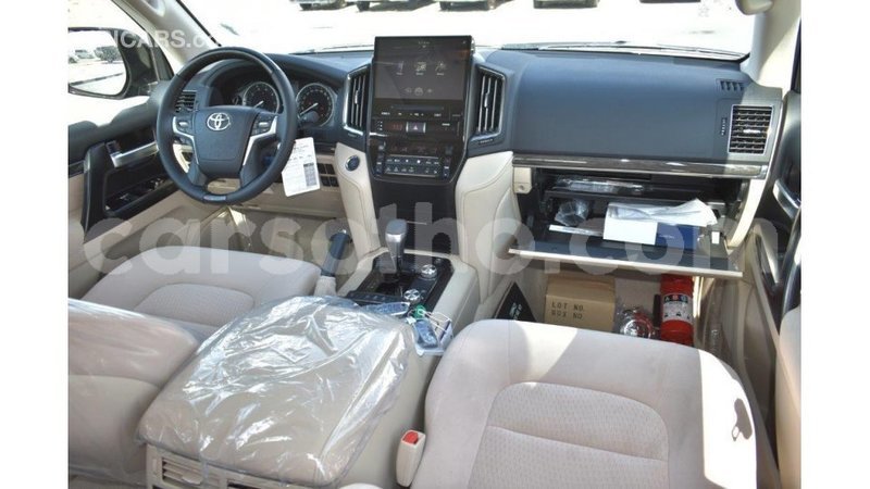 Big with watermark toyota land cruiser maseru import dubai 15658