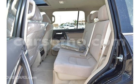 Buy Import Toyota Land Cruiser Black Car in Import - Dubai in Maseru Buy Import Toyota Land Cruiser Black Car in Import - Dubai in Maseru