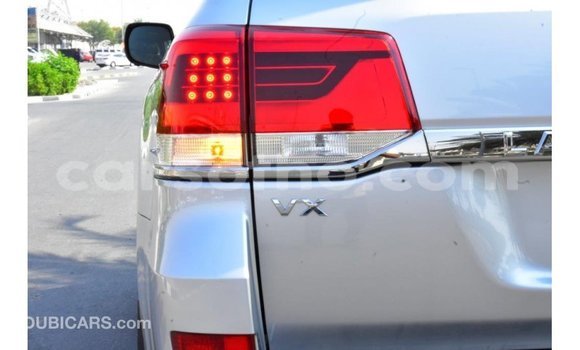 Buy Import Toyota Land Cruiser Other Car in Import - Dubai in Maseru Buy Import Toyota Land Cruiser Other Car in Import - Dubai in Maseru