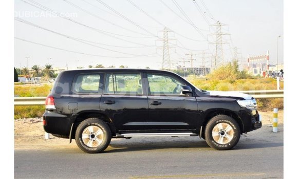 Buy Import Toyota Land Cruiser Black Car in Import - Dubai in Maseru Buy Import Toyota Land Cruiser Black Car in Import - Dubai in Maseru