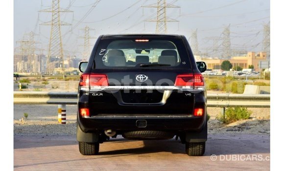 Buy Import Toyota Land Cruiser Black Car in Import - Dubai in Maseru Buy Import Toyota Land Cruiser Black Car in Import - Dubai in Maseru